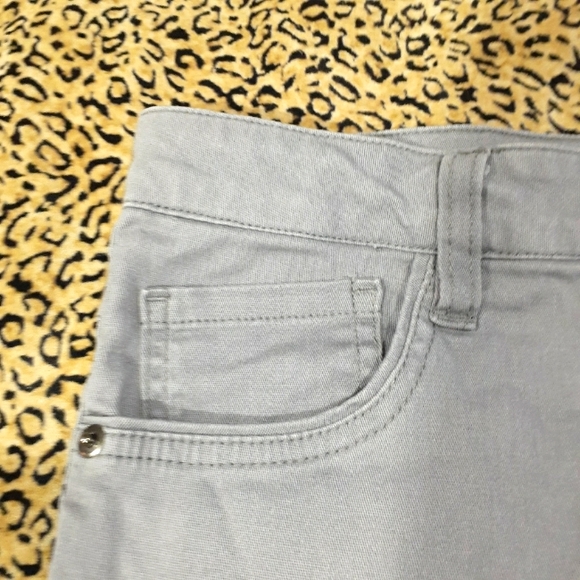 💥3/$25💥Dex Stretch Denim Mini Skirt - S - Picture 3 of 10